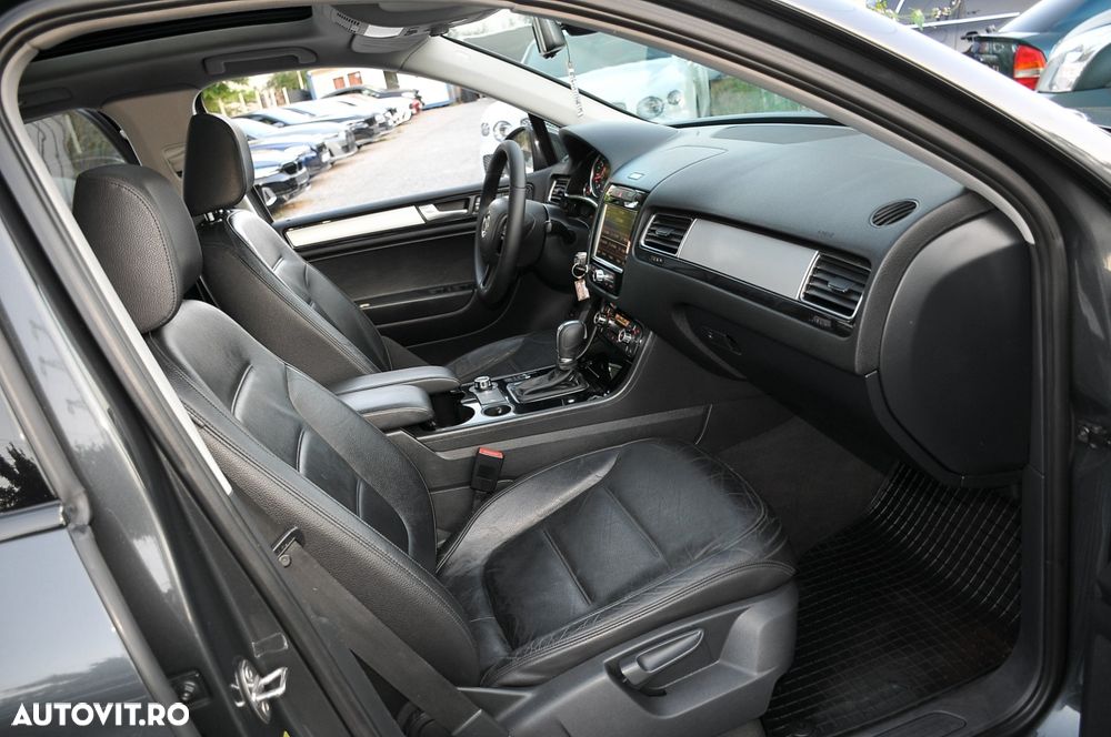 Volkswagen Touareg - 8