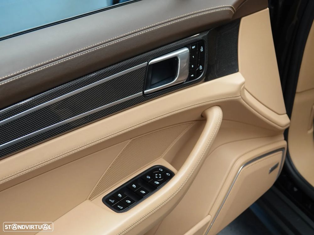 Porsche Panamera Sport Turismo Turbo - 20