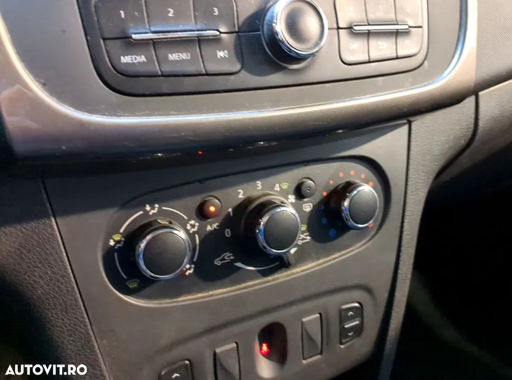 Dacia Logan MCV 0.9 TCe 90 CP Laureate - 16