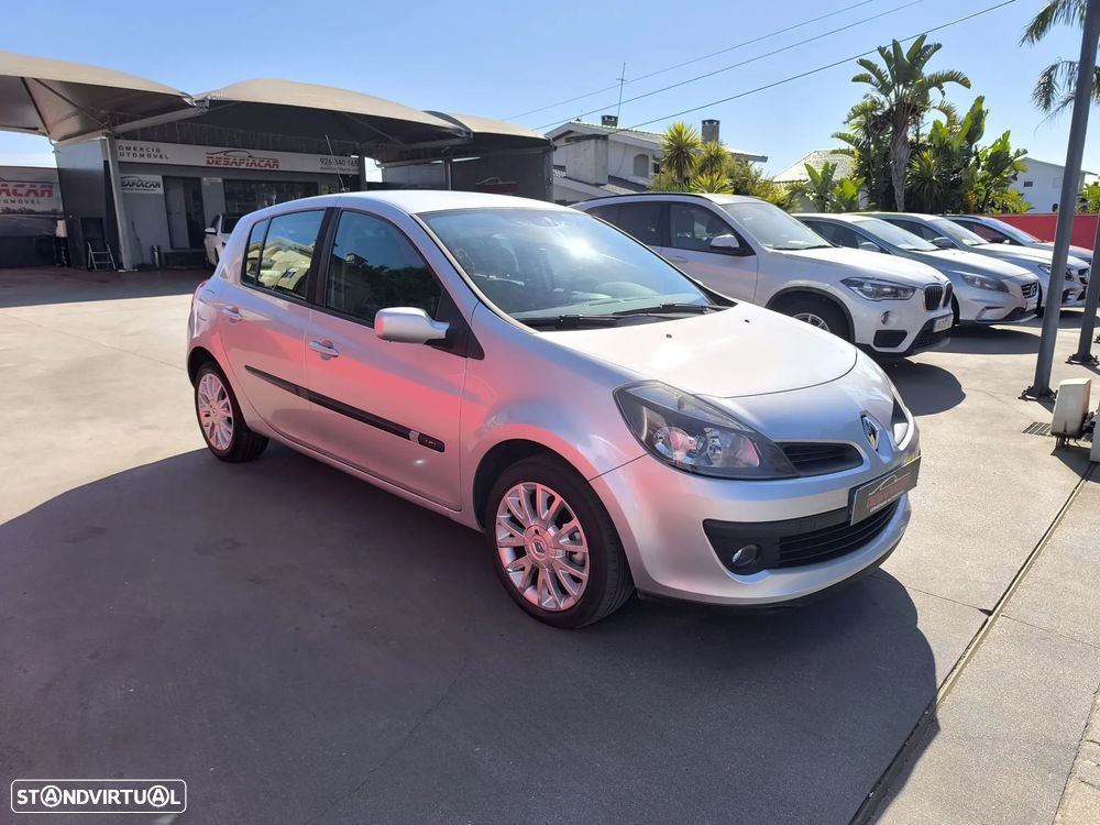 Renault Clio 1.5 dCi Dynamique Luxe - 4