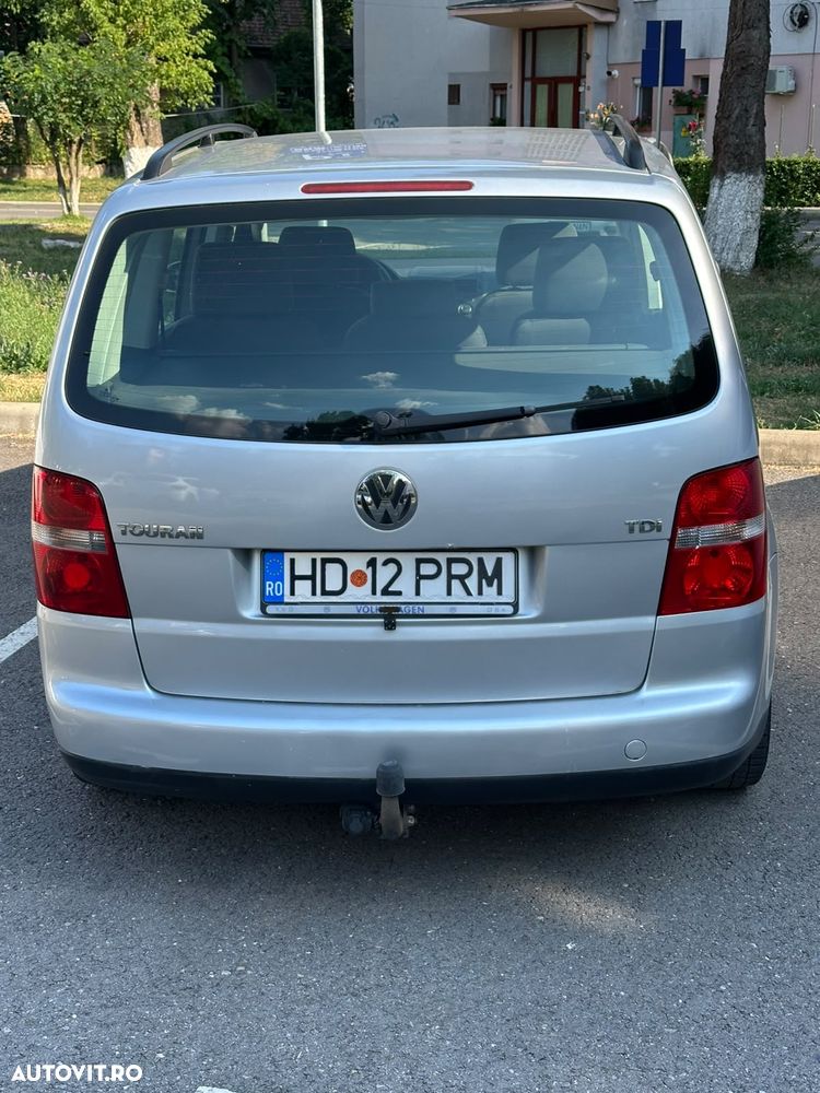 Volkswagen Touran 1.9TDI Highline - 11