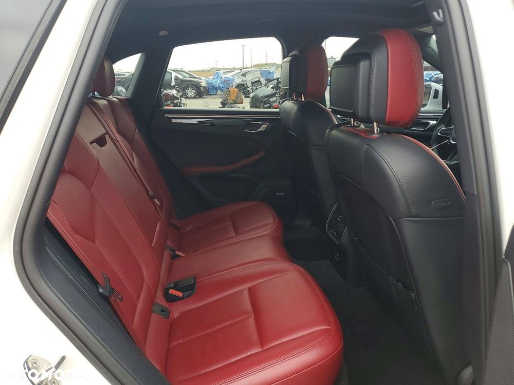 Porsche Macan - 8