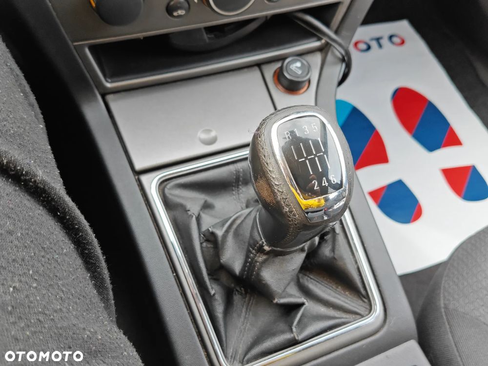 Opel Vectra 1.9 CDTI DPF Cosmo - 32