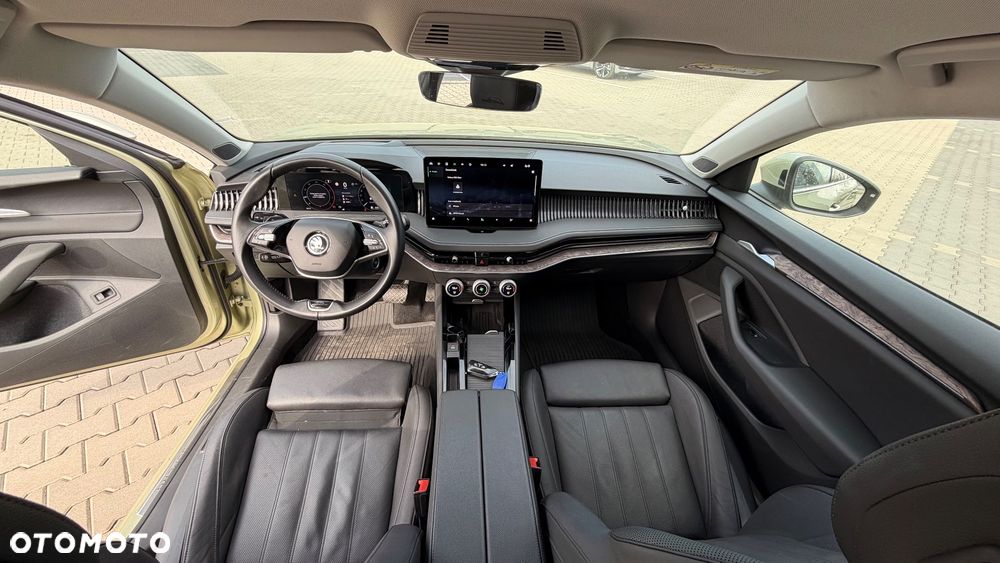 Skoda Superb 2.0 TDI SCR 4x4 L&K DSG - 10