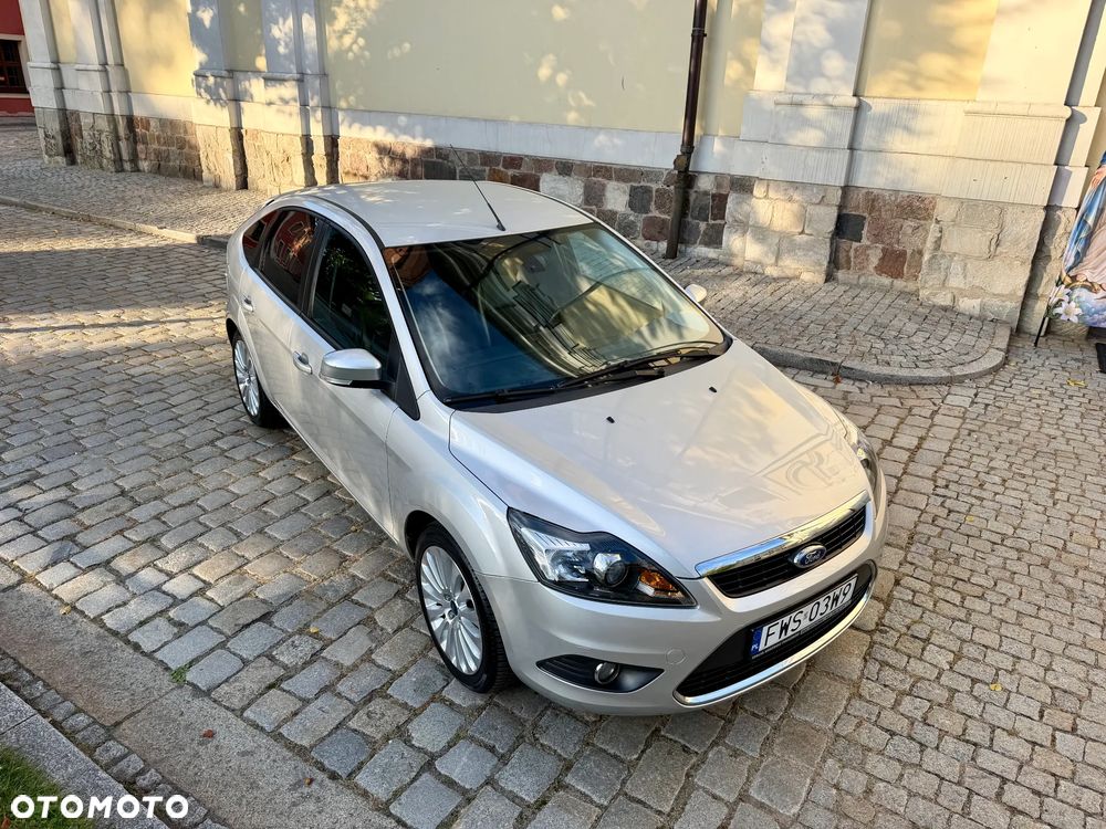 Ford Focus 1.6 Ti-VCT Titanium - 24
