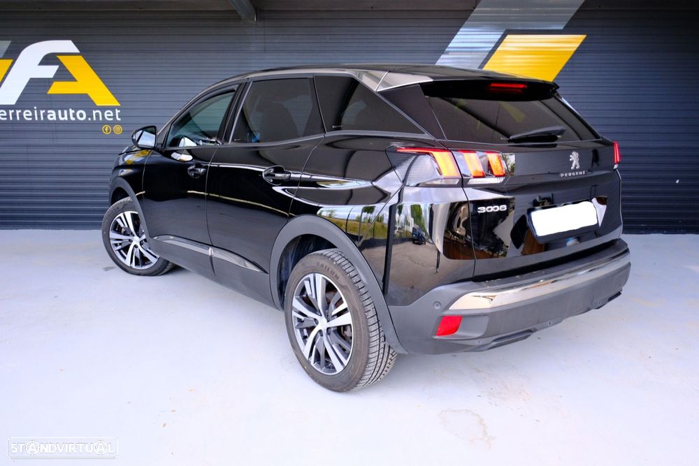 Peugeot 3008 1.2 PureTech Allure EAT8 - 2