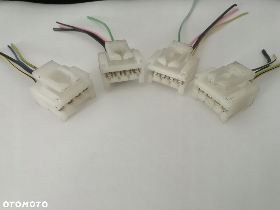 FIAT GRANDE PUNTO WTYCZKA LAMPY 4 PIN - 3