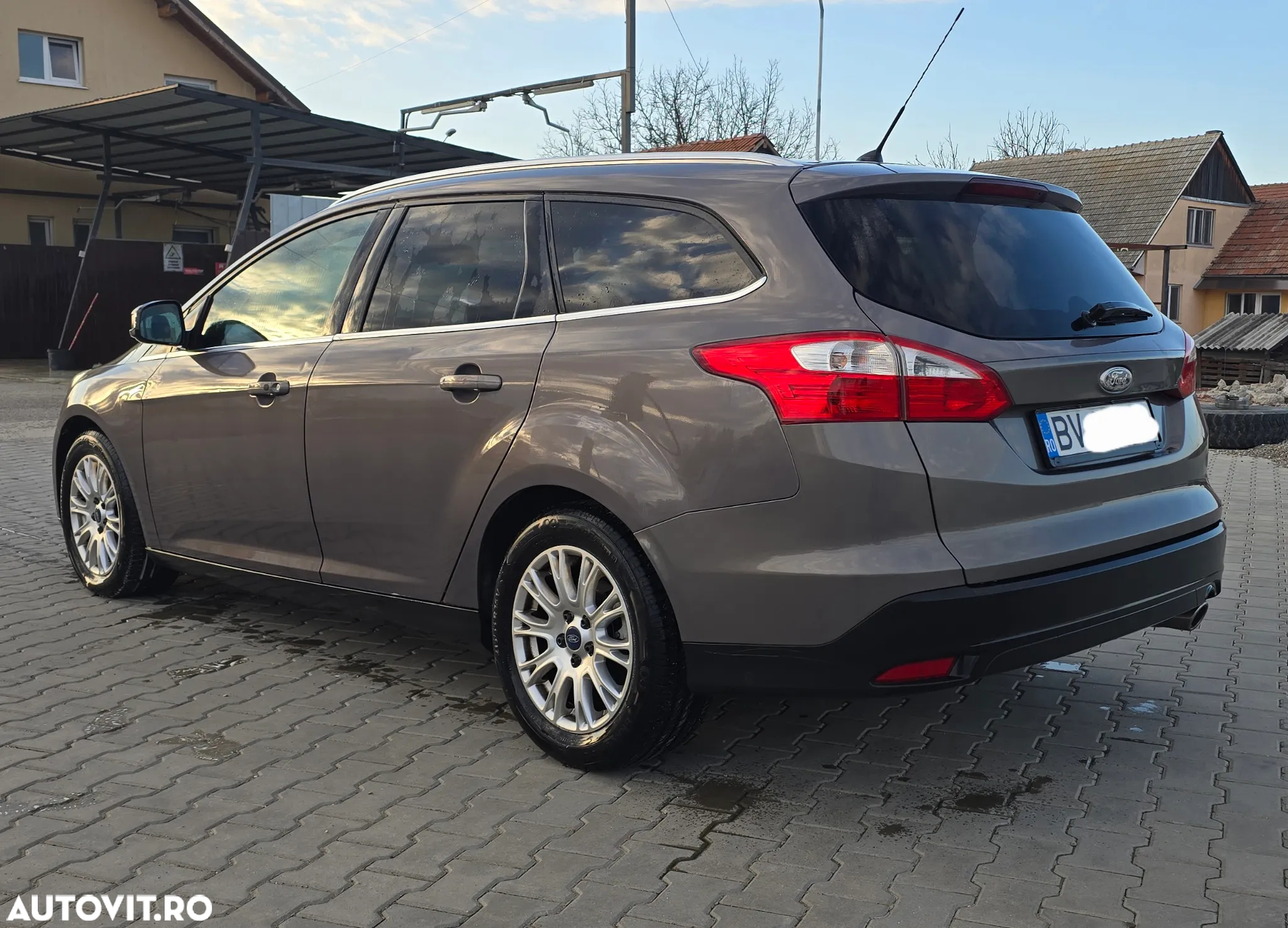 Ford Focus 2.0 TDCI DPF Titanium - 5