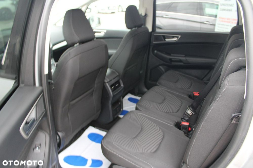 Ford S-Max - 16