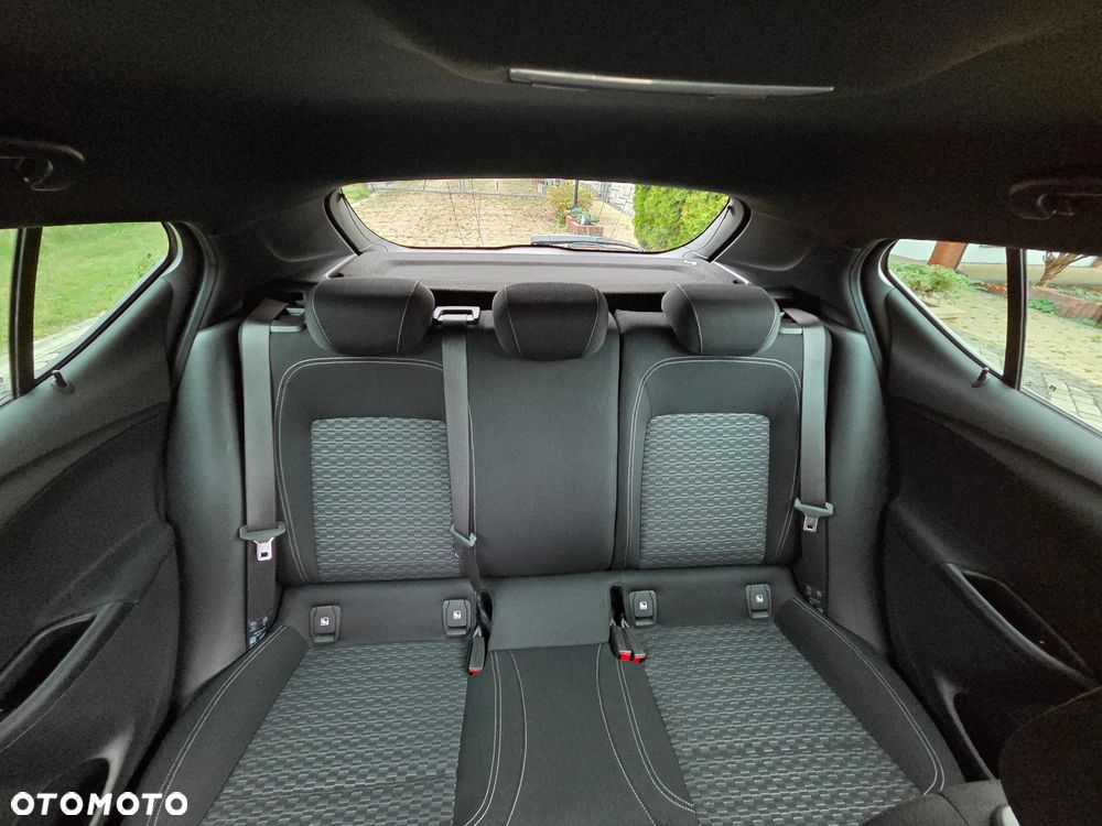 Opel Astra 1.6 T Dynamic S&S - 21