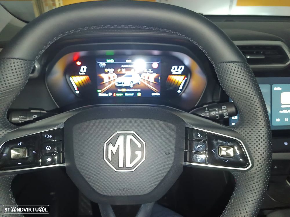 MG ZS 1.5 Hybrid+ Luxury - 17