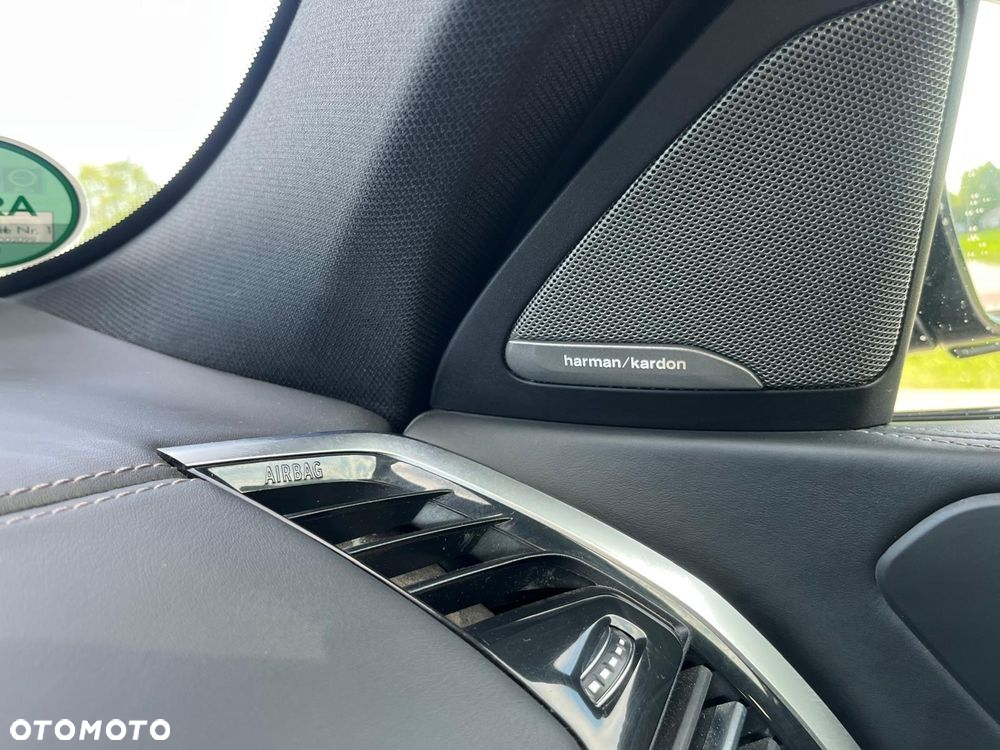 BMW X6 xDrive40i - 18