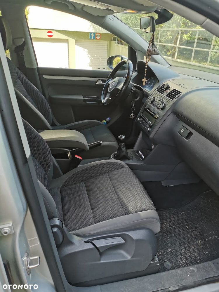 Volkswagen Touran 1.4 TSI United - 15