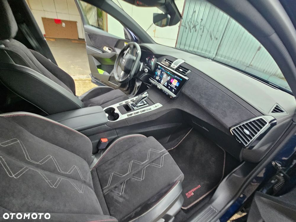DS Automobiles DS 7 Crossback - 16