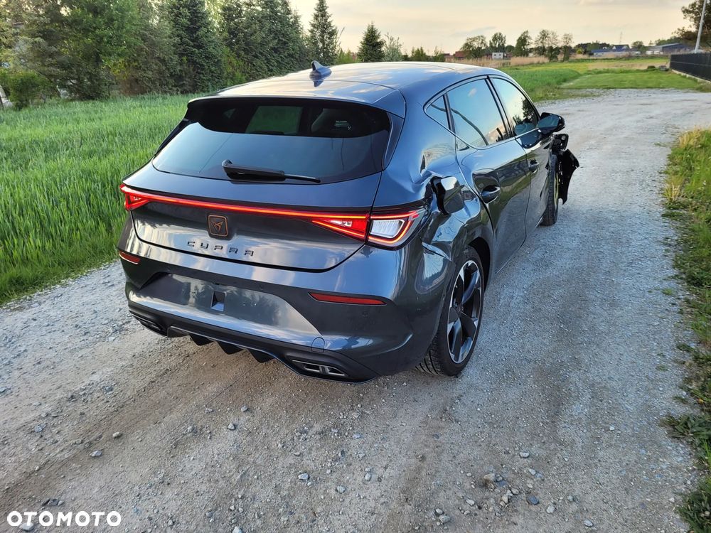 Cupra Leon 1.5 eTSI DSG Tribe Edition - 11