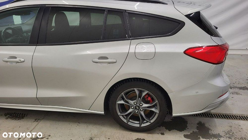 Ford Focus - 9