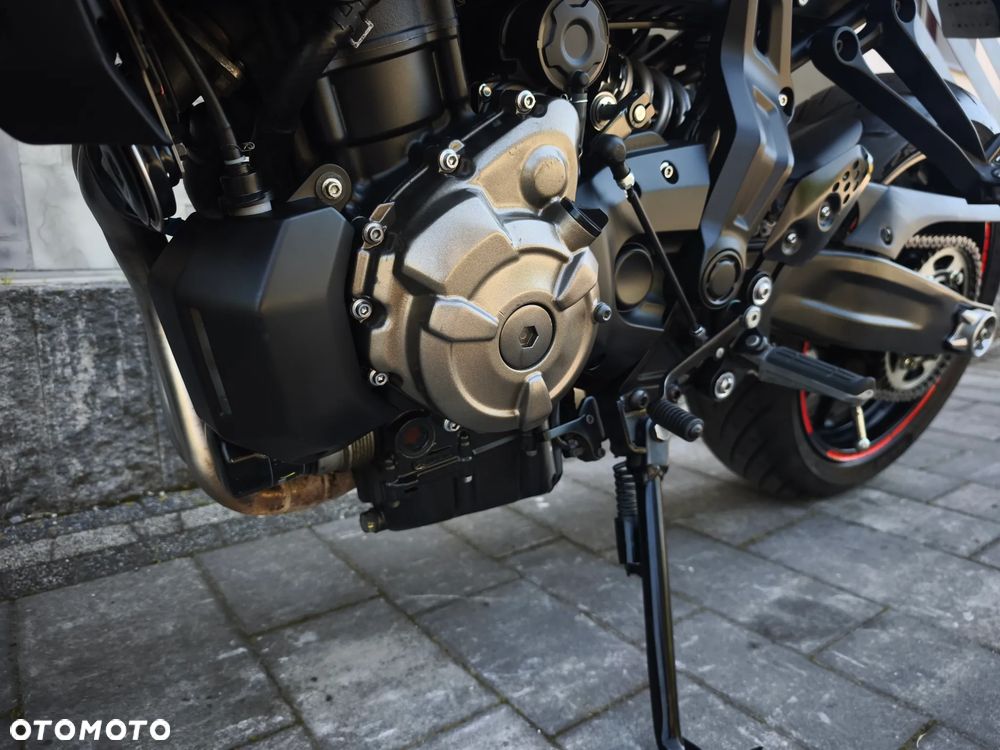 Yamaha MT - 30