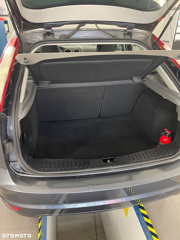 Ford Focus ver-1-6-ambiente - 5