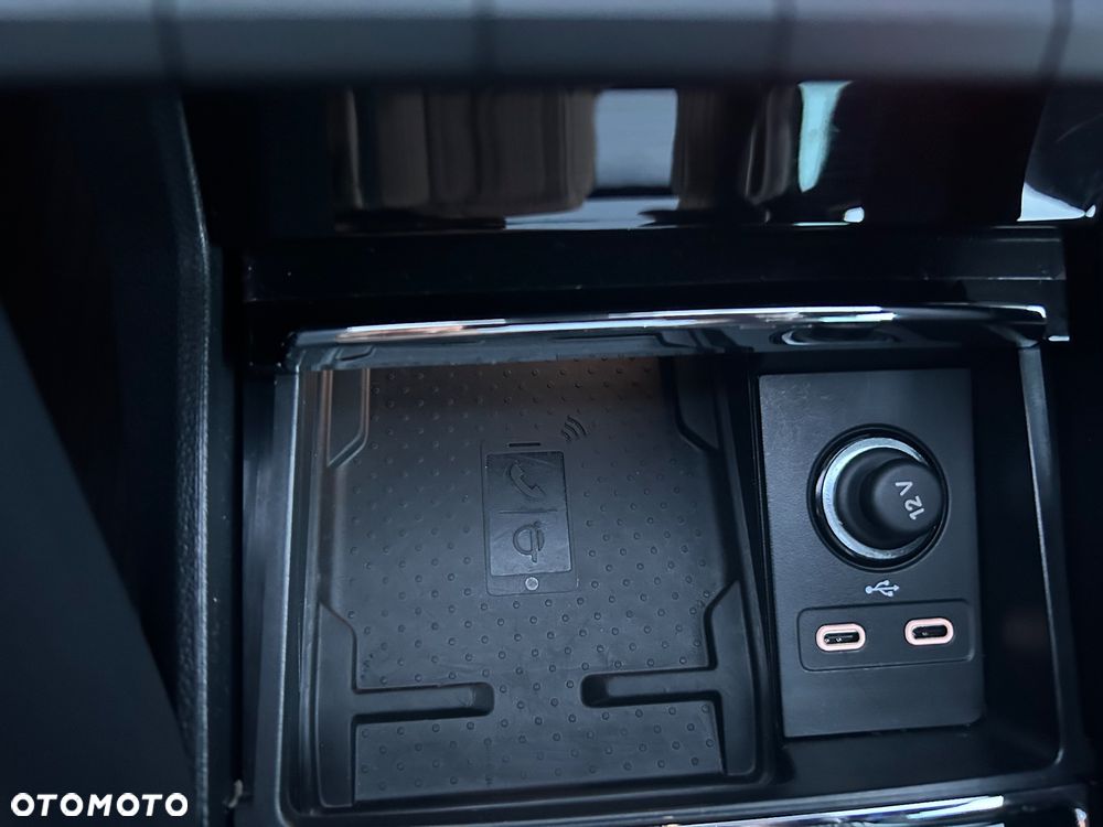 Skoda Karoq 1.5 TSI ACT 4x2 Sportline DSG - 22