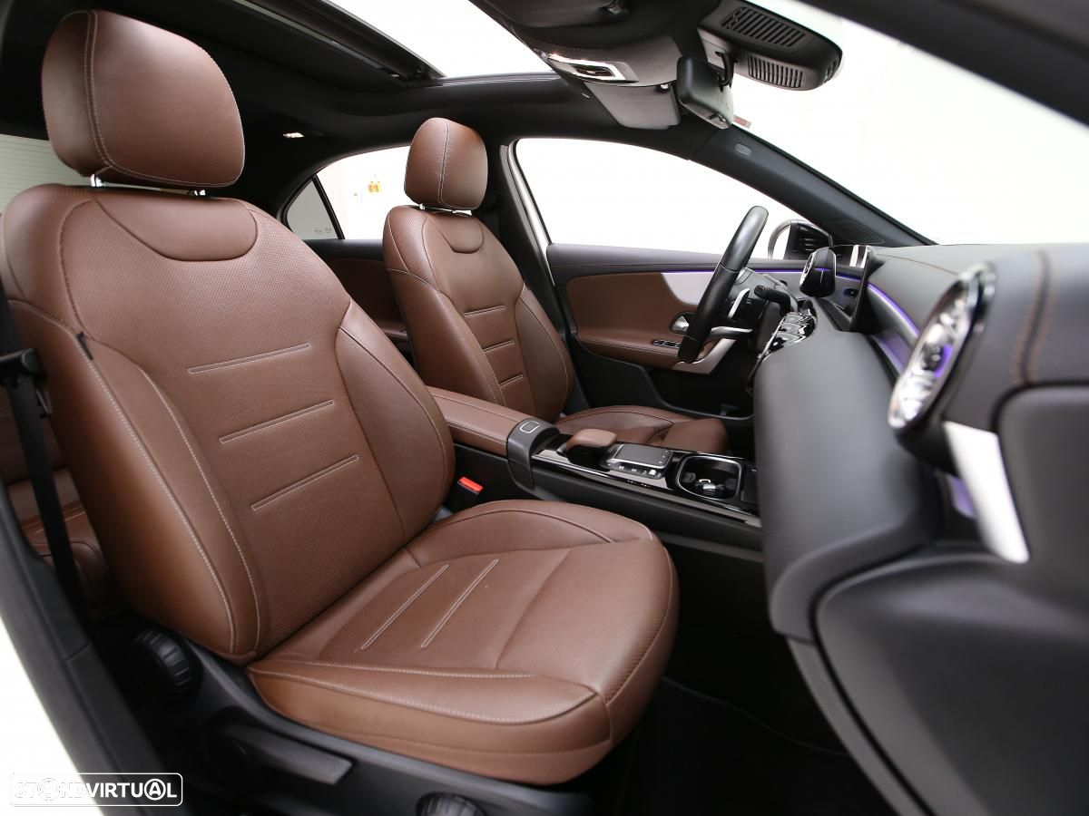 Mercedes-Benz A 250 Limousine e AMG Line - 9