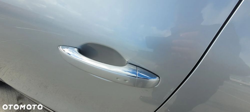 Renault Grand Scenic BLUE dCi 150 EDC BUSINESS EDITION - 19