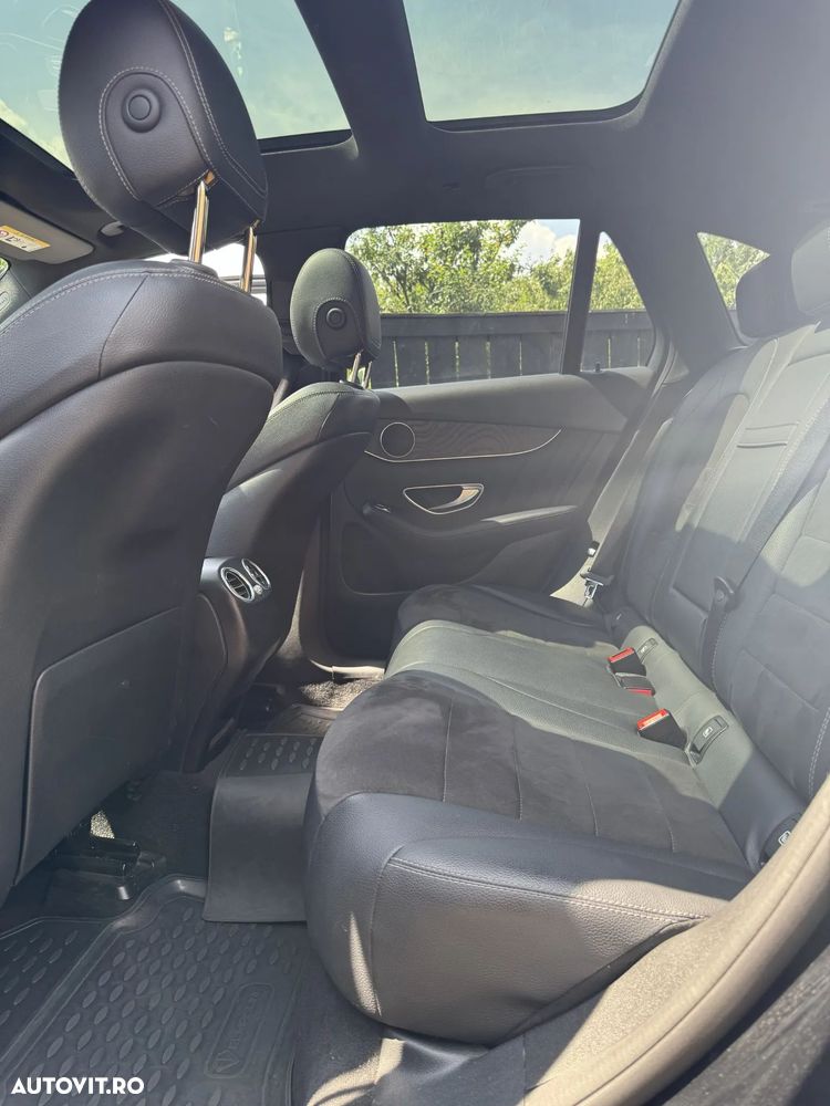Mercedes-Benz GLC 250 d 4MATIC 9G-TRONIC AMG Line - 17
