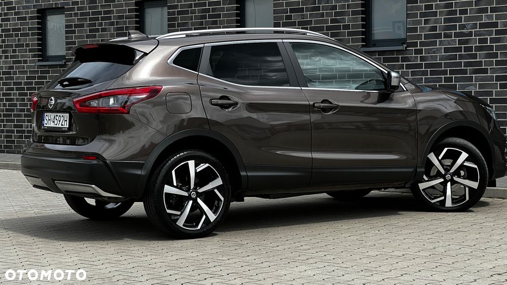 Nissan Qashqai 1.6 DIG-T Tekna+ - 22