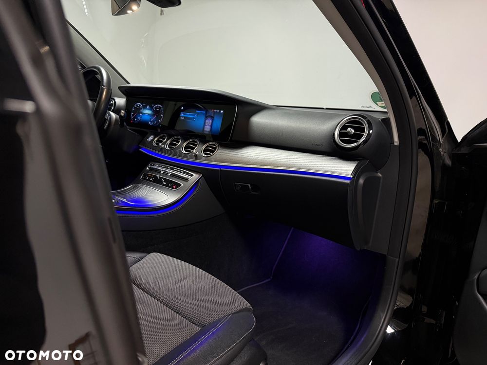 Mercedes-Benz Klasa E 220 d 9G-TRONIC Avantgarde - 17