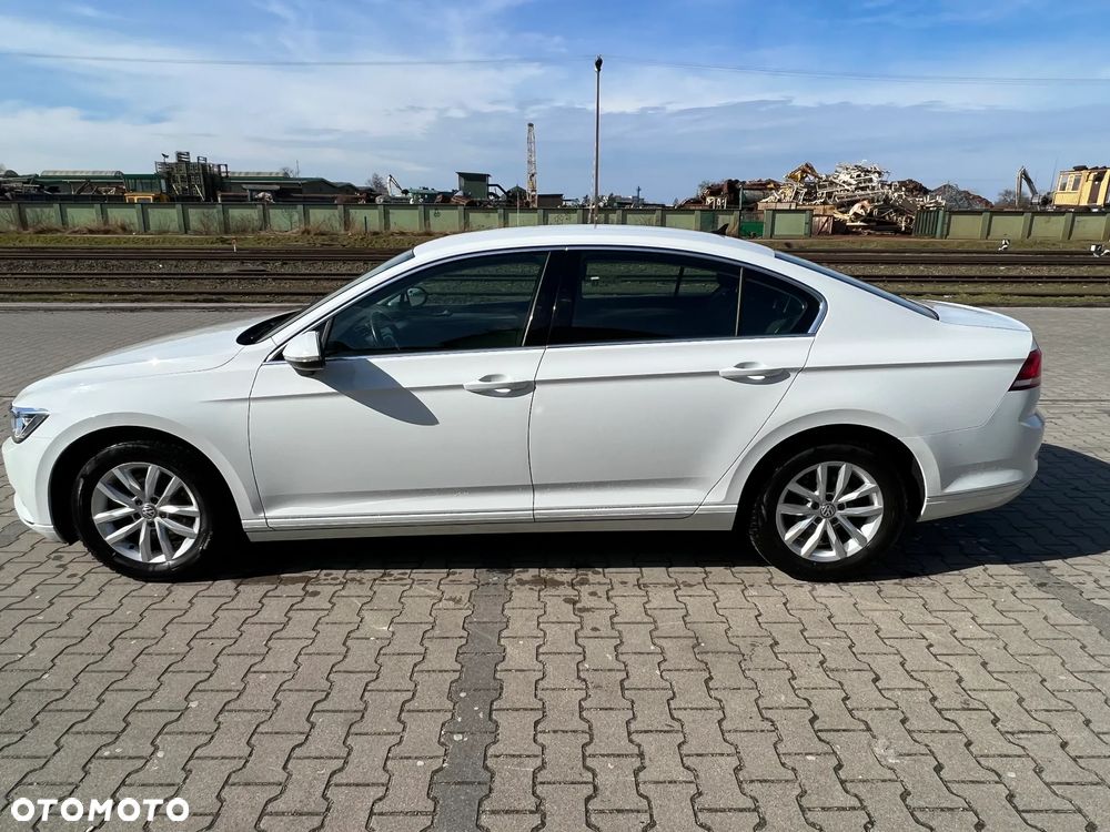 Volkswagen Passat 2.0 TDI BMT Comfortline - 1