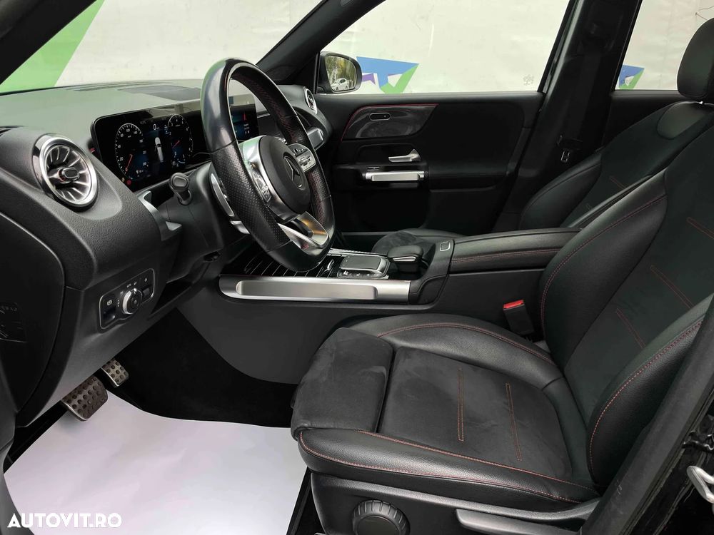 Mercedes-Benz GLB - 14