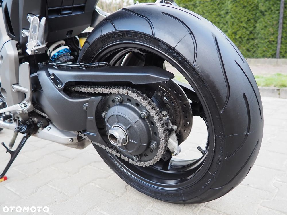 Honda CB - 22
