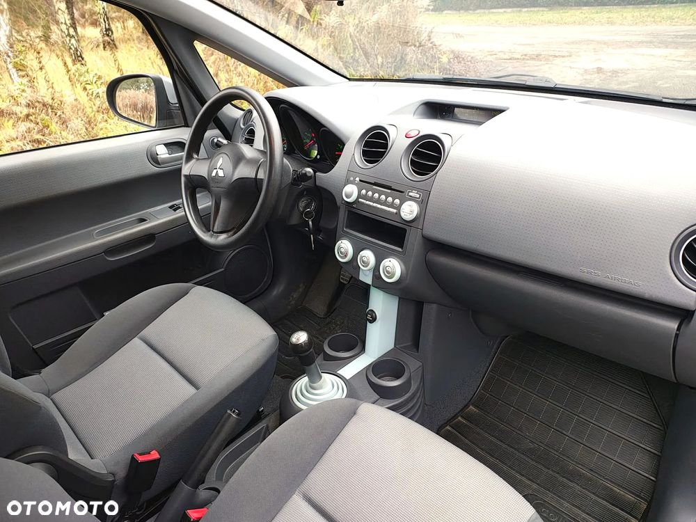 Mitsubishi Colt 1.3 Motion Plus - 29