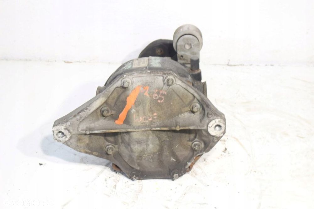Most Dyferencjał Mercedes W205 2.2 CDI 2053503503 - 5