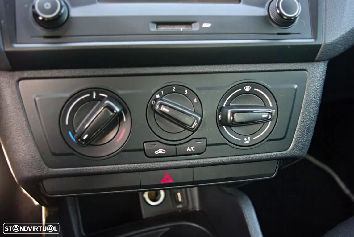 SEAT Ibiza 1.0 Reference - 32