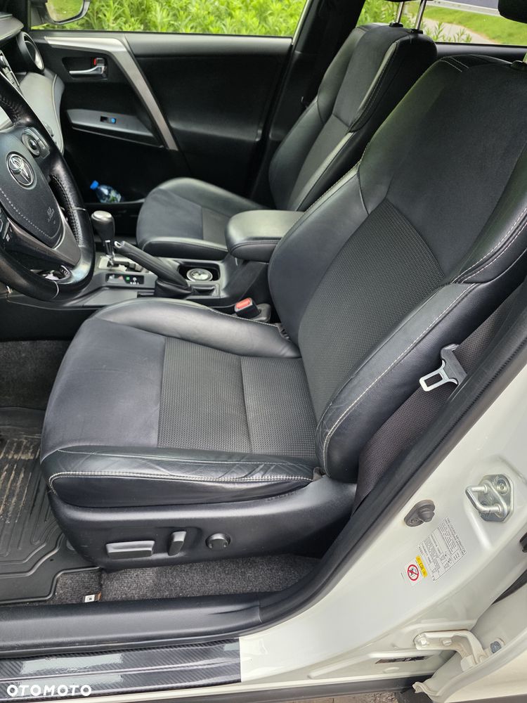 Toyota RAV4 Hybrid Premium 4x2 - 4