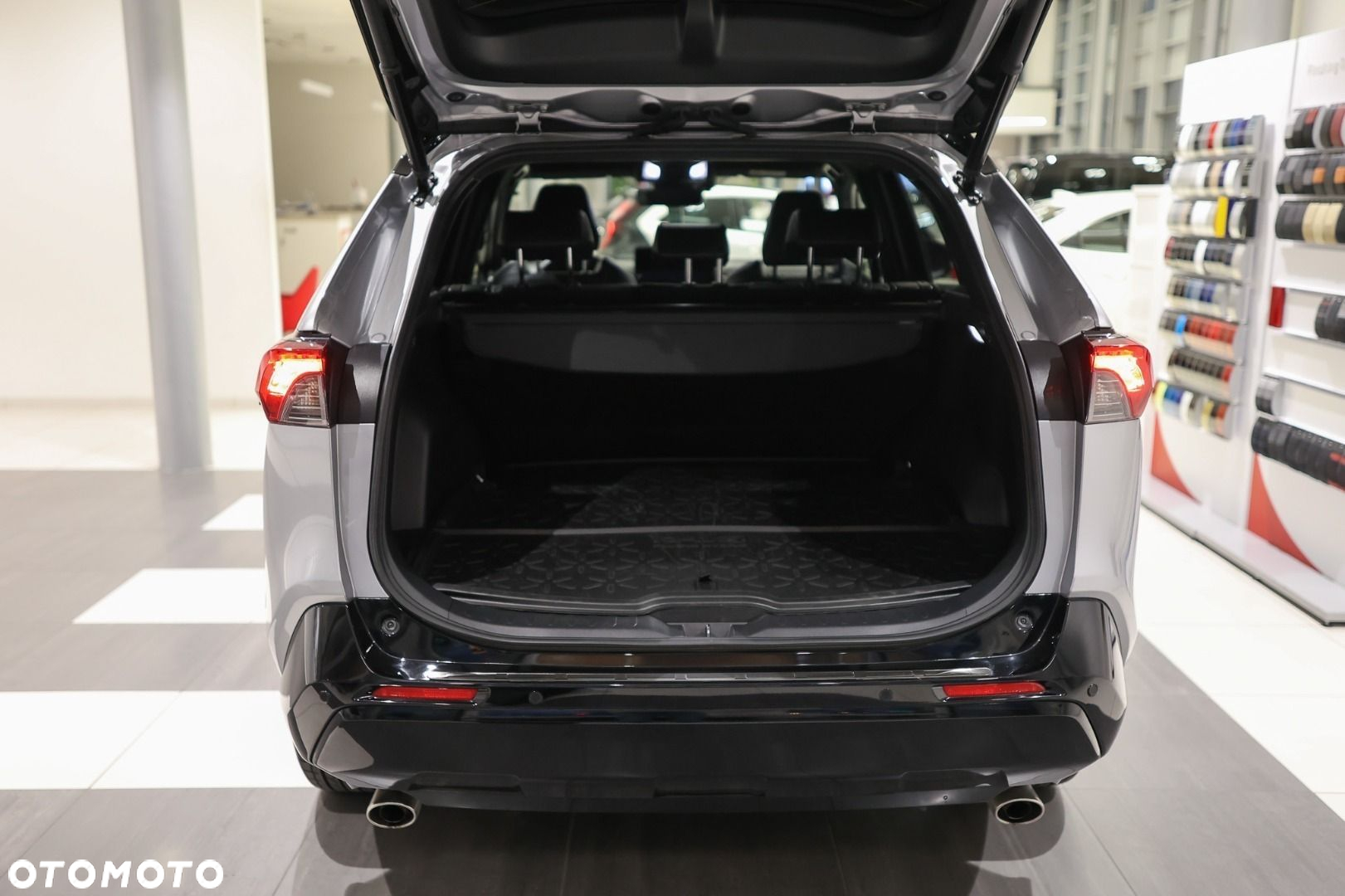 Toyota RAV4 - 22
