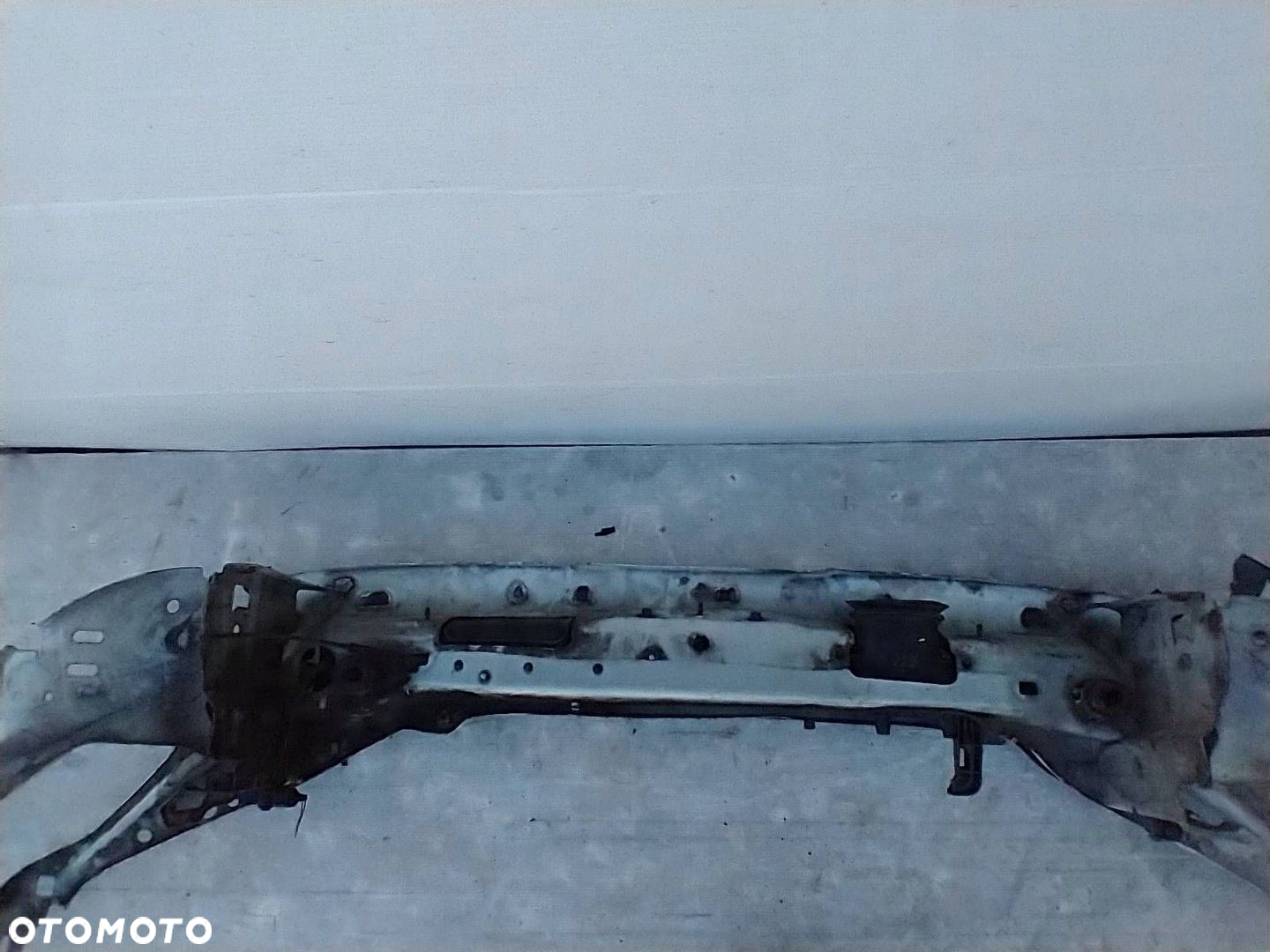 VOLVO C30 PAS PRZEDNI GÓRNY WZMOCNIENIE CZOŁOWE BELKA OKULAR - 10
