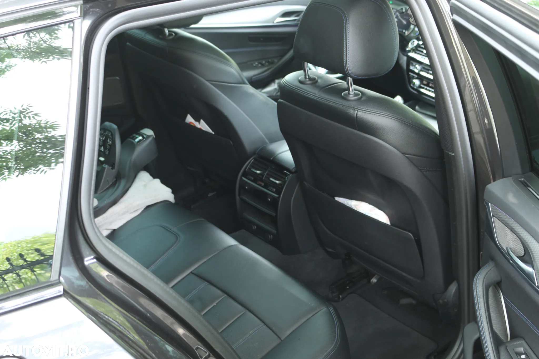 BMW Seria 5 520d xDrive AT - 16