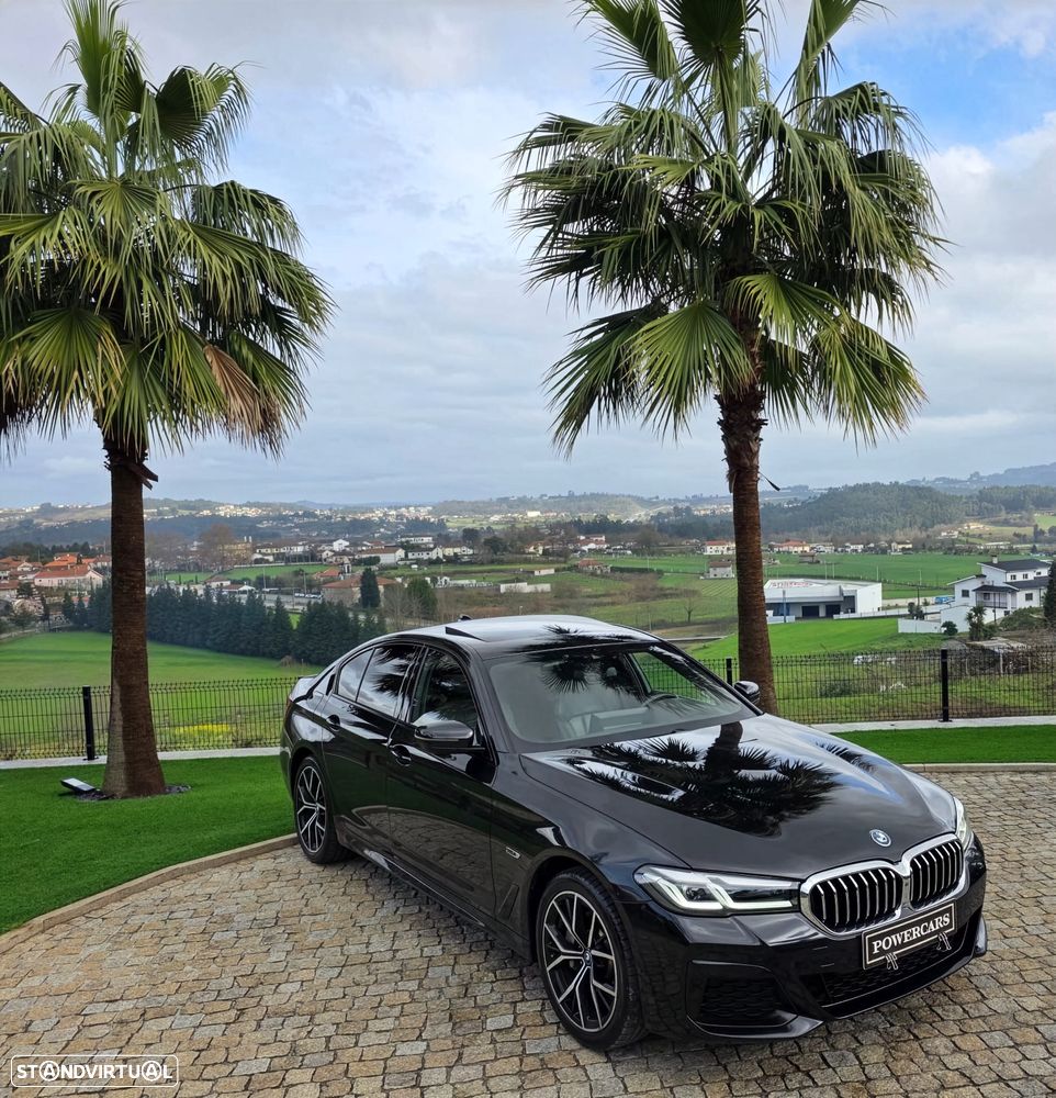 BMW 530 e Pack Desportivo M - 3