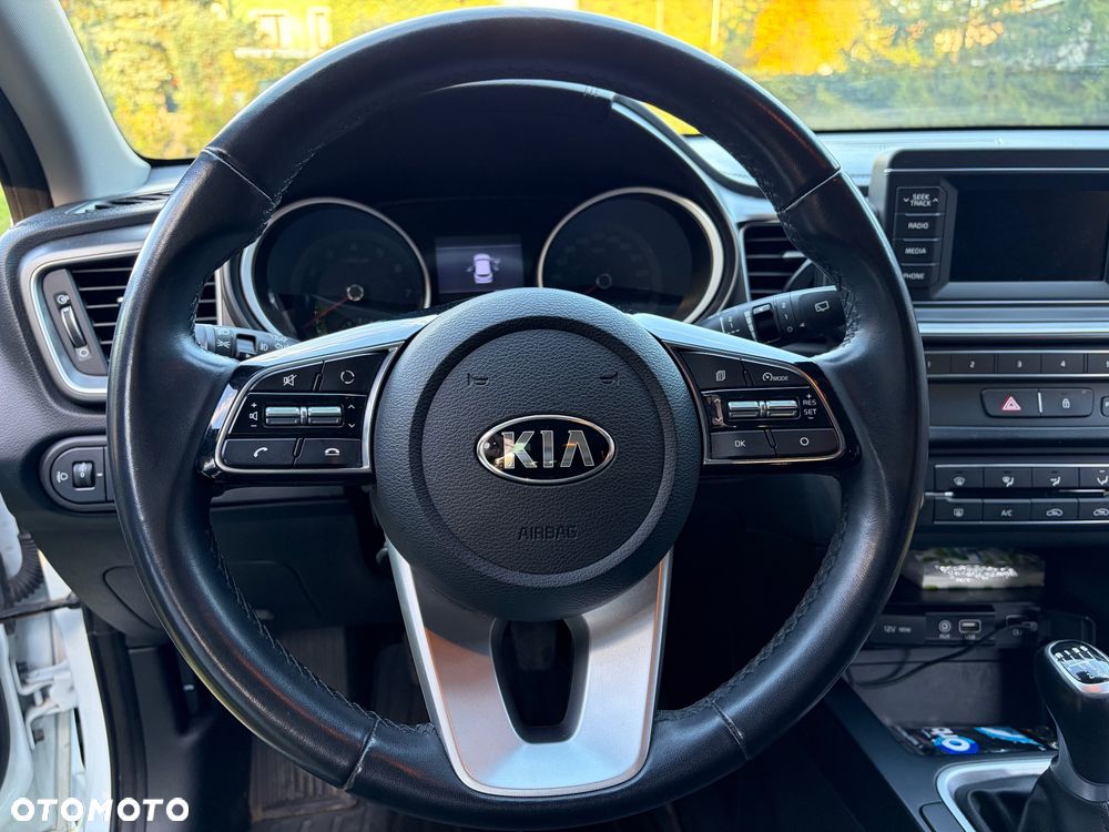Kia Ceed 1.4 M - 10