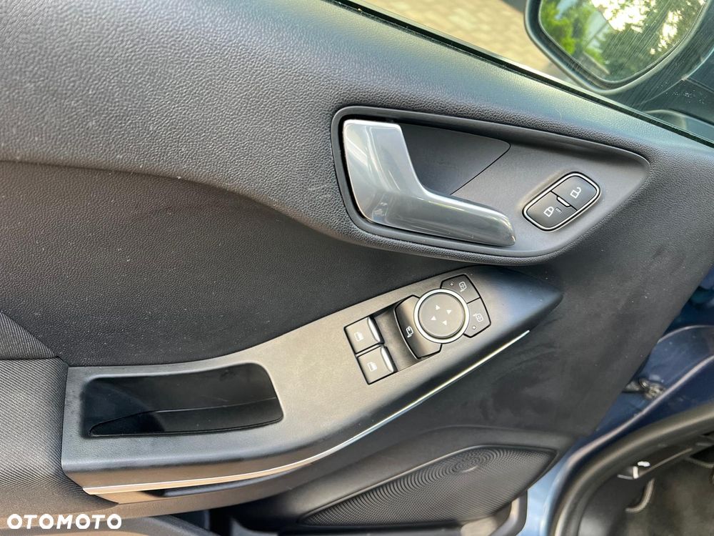 Ford Fiesta - 13