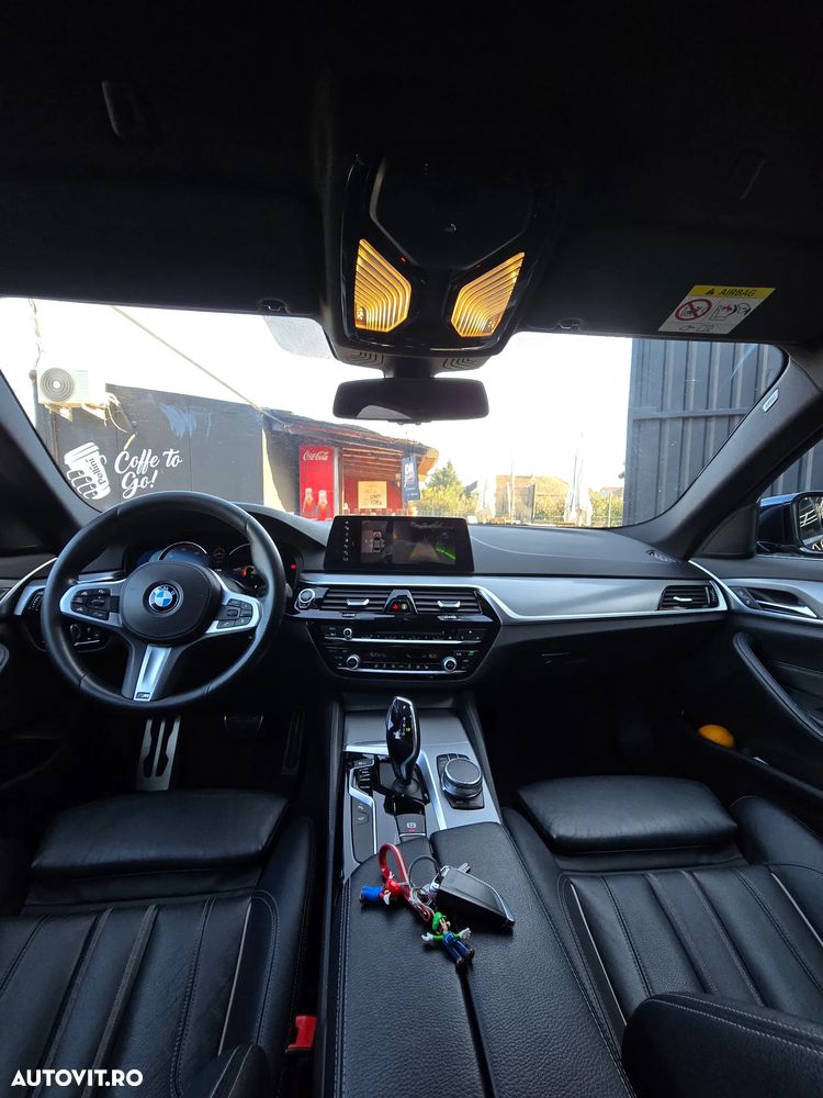 BMW Seria 5 520d xDrive AT - 2