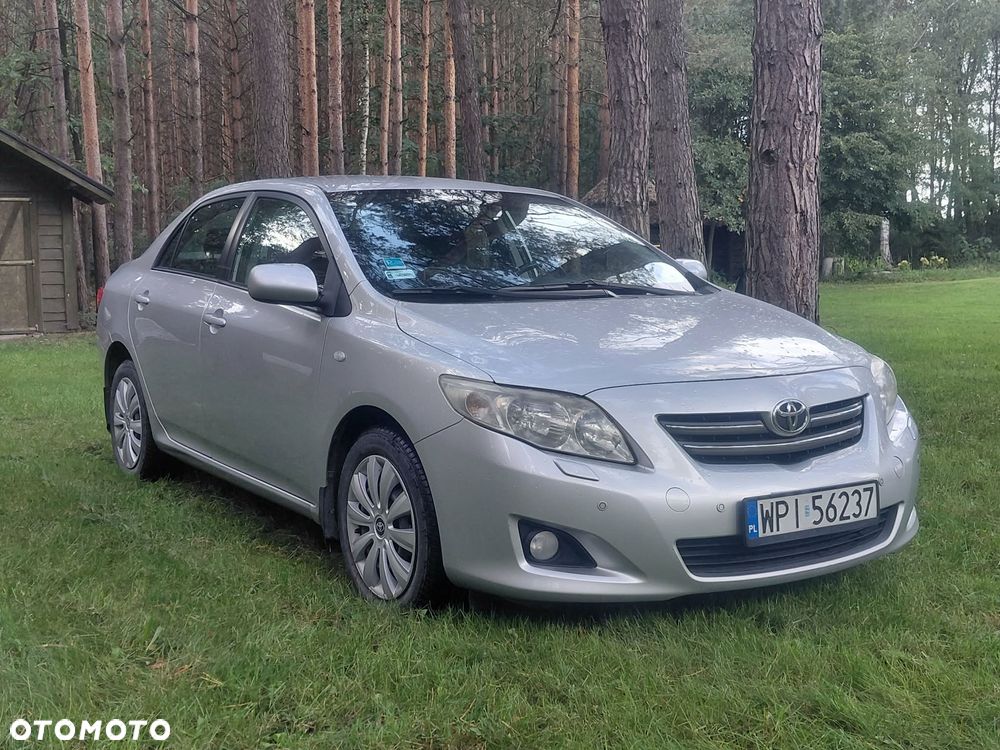 Toyota Corolla 1.6 VVT-i Luna MM - 1