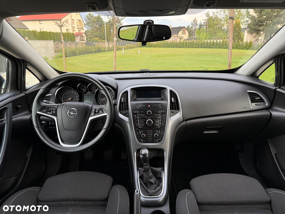 Opel Astra 1.4 Turbo - 21