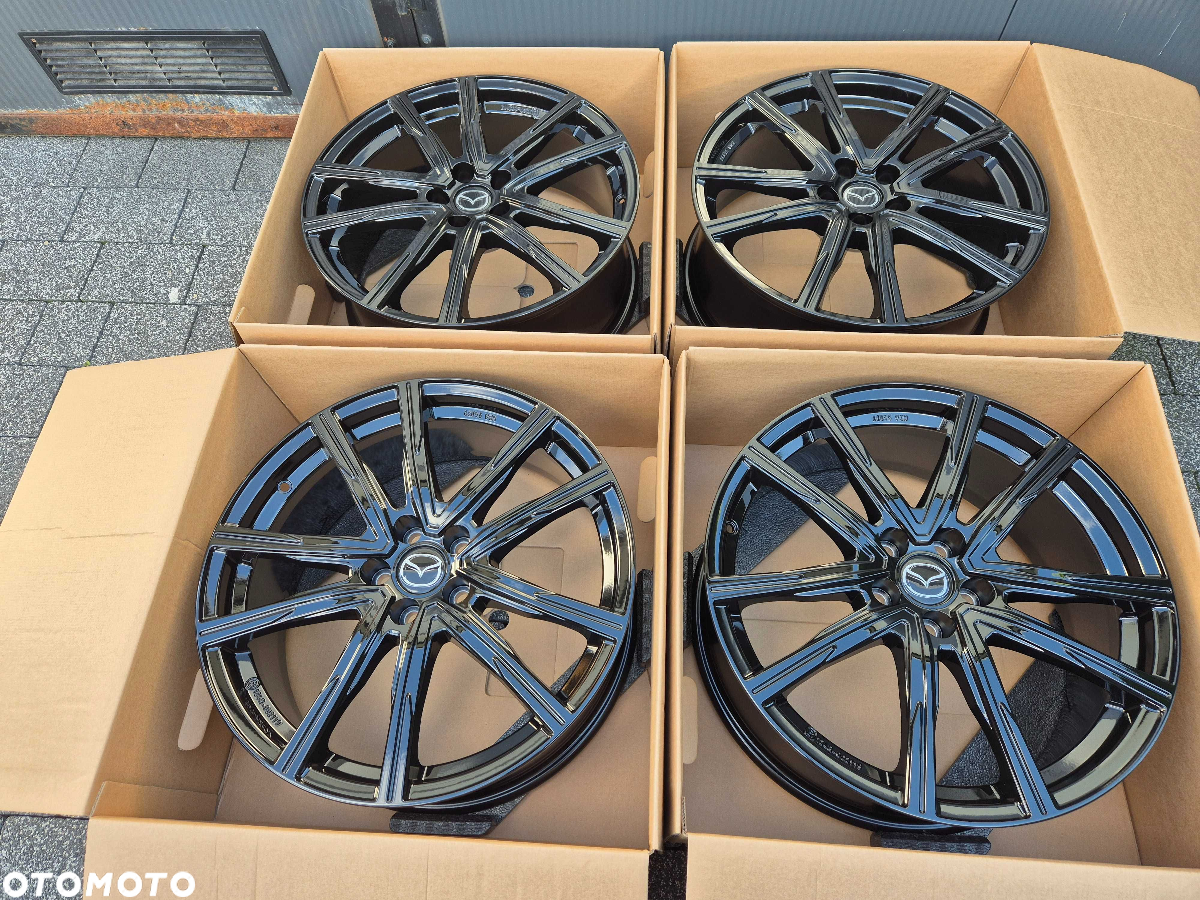 Felgi 18 do MAZDA 3 5 6 CX3 CX5 CX30 CX60 CX80 5x114,3 - 4