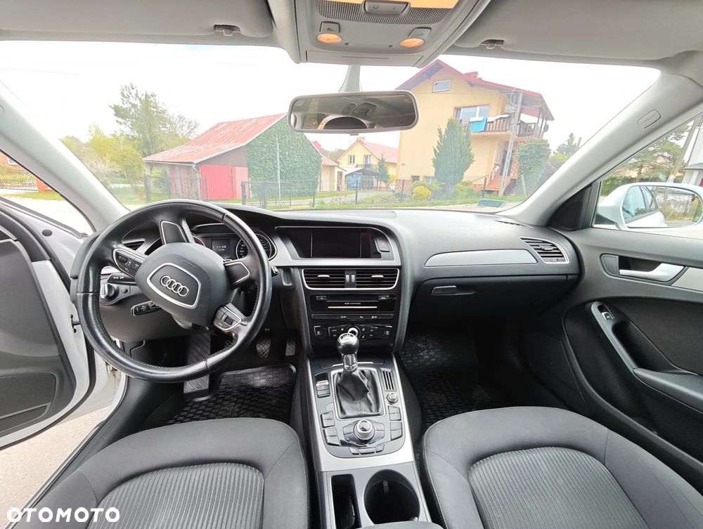 Audi A4 Avant 2.0 TDI DPF Attraction - 11