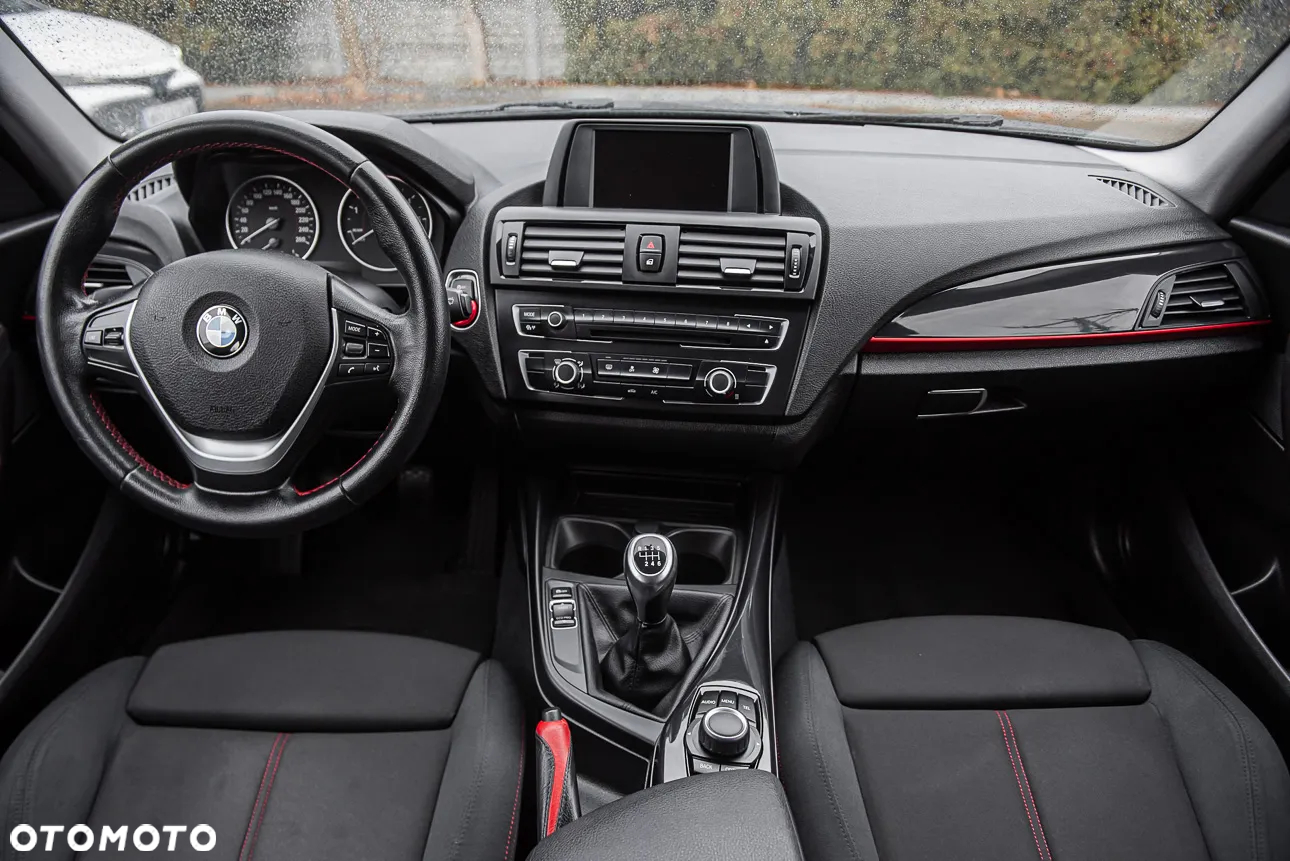 BMW Seria 1 116d Sport Line - 23