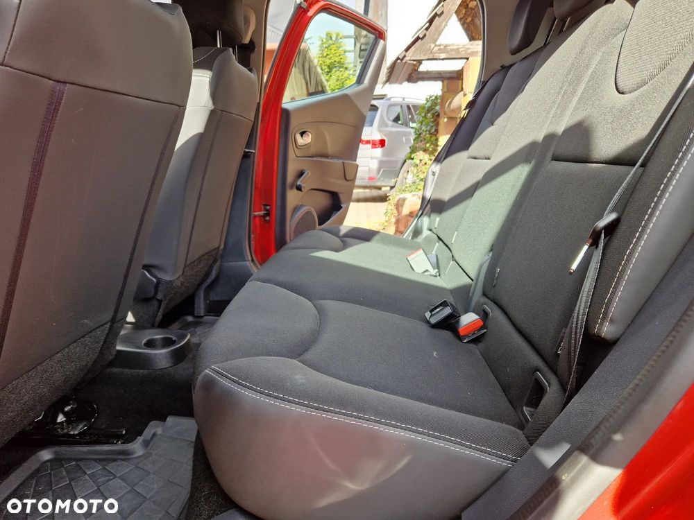 Renault Clio 0.9 TCe Life - 15