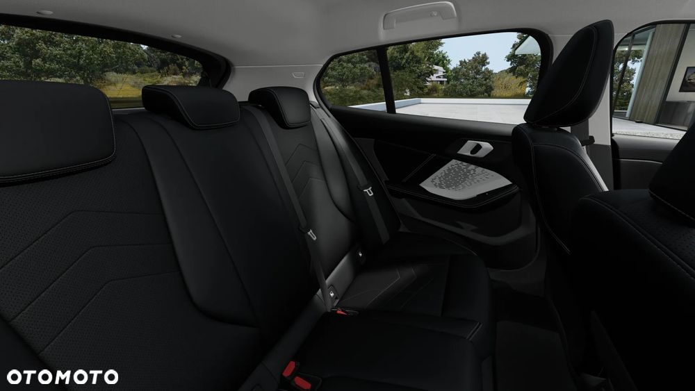 BMW Seria 1 120 mHEV - 13