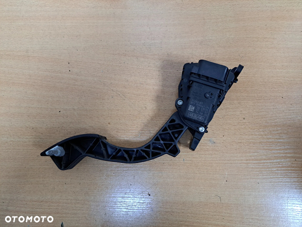 PEDAŁ GAZU POTENCJOMETR VOLVO V50 S40 C30  31202485 EUROPA